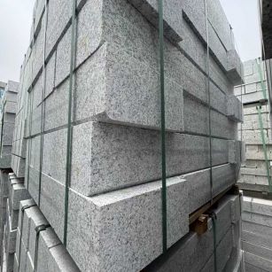 河北芝麻白路牙石 马路牙子