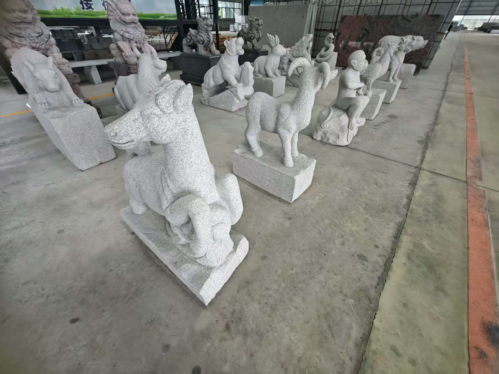 河北芝麻白雕刻 十二生肖 异形雕刻