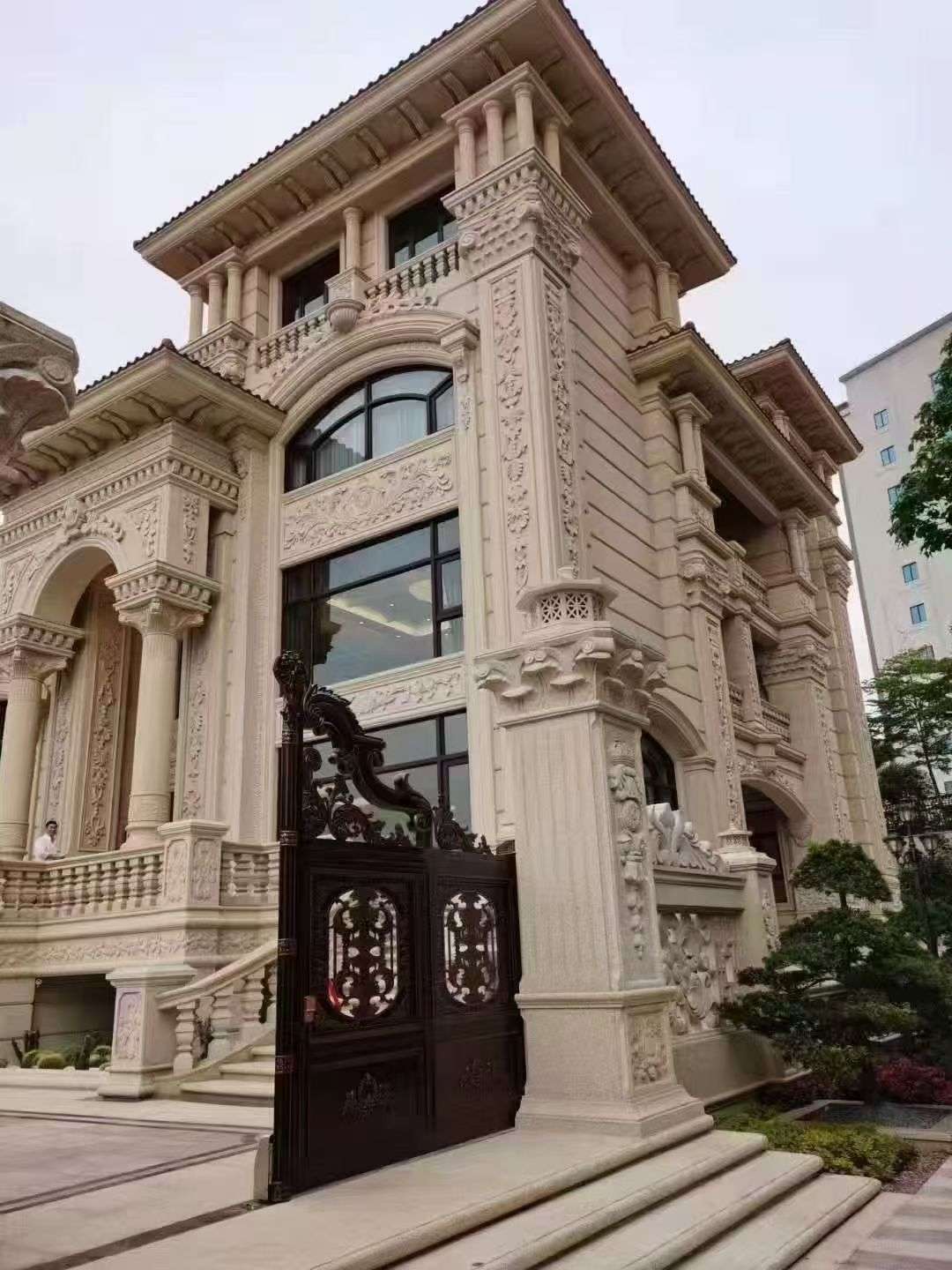 河北黄金麻别墅外墙异形定制